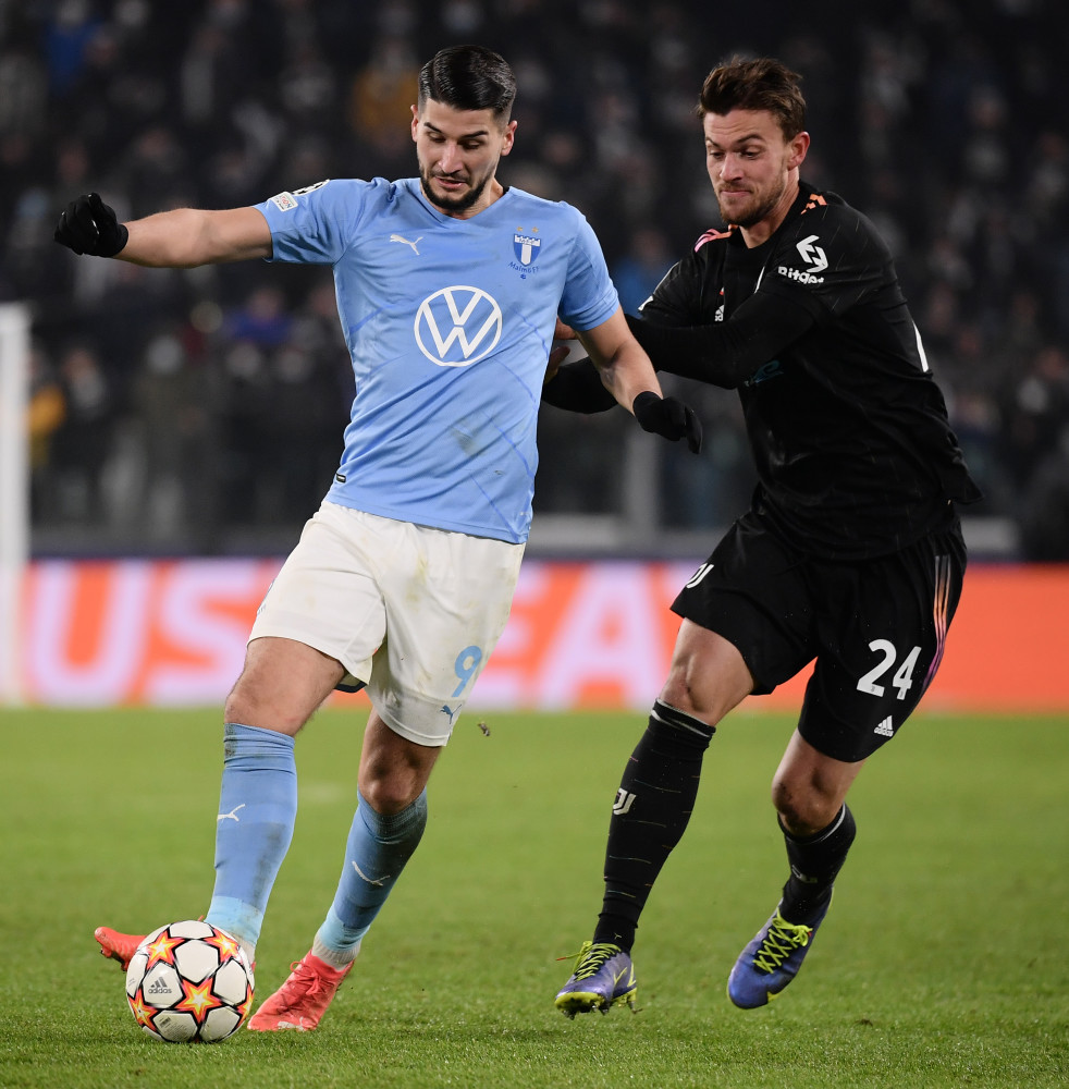 中超：北京国安客场2-1逆转上海申花（中超战报：北京国安客场2比1逆转上海申花）