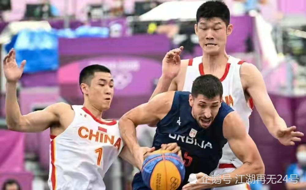 广东对抗训练！萨姆纳暴扣，王少杰好使，崔永熙未现身5v5！（广东队对抗训练！萨姆纳飞天暴扣，王少杰状态火热，崔永熙未参加5v5）