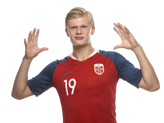 半场：浙江1-1海牛，弗兰克告别战破门，韦林顿-席尔瓦扳平（半场战报：浙江与海牛战成1-1，弗兰克告别战先拔头筹，韦林顿-席尔瓦迅速追平）