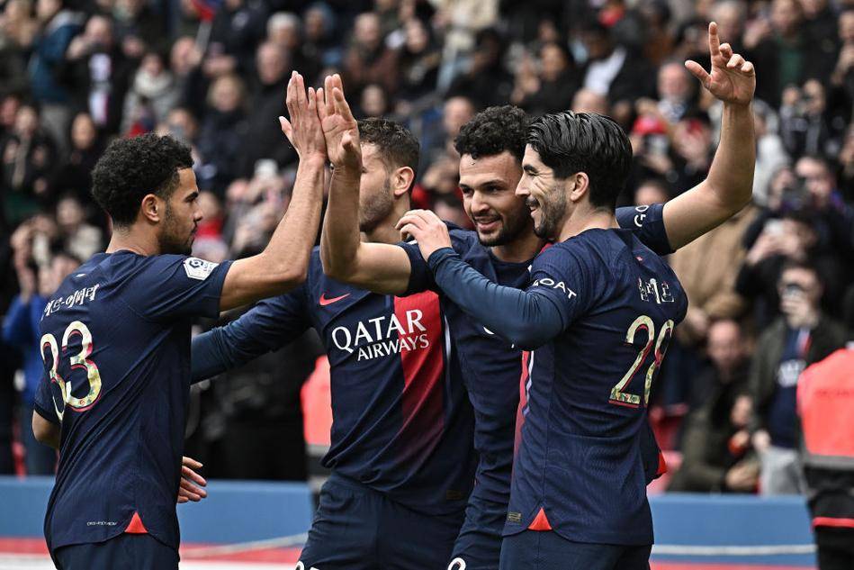 镇江开启2026苏超球员招募，要求本地身份证号或社保、学籍（镇江启动2026年苏超球员招募，需本地身份证或社保、学籍证明）