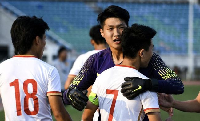 费尔明复出在即！巴萨急需他的能量迎战法兰克福（费尔明即将回归，巴萨亟需他的冲击力迎战法兰克福）