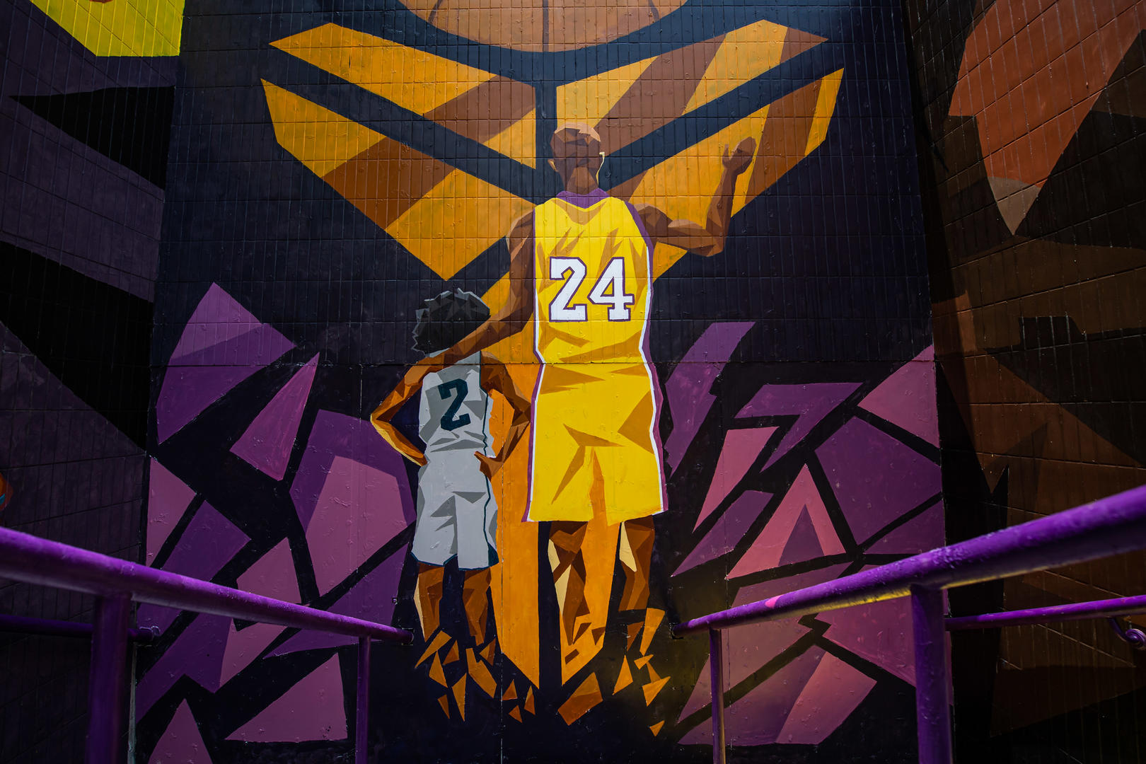 哈兰德：1-1的时候詹卢卡-曼奇尼摸我屁股，这激怒了我（哈兰德：比分1-1时詹卢卡-曼奇尼拍我臀部，这让我非常愤怒）