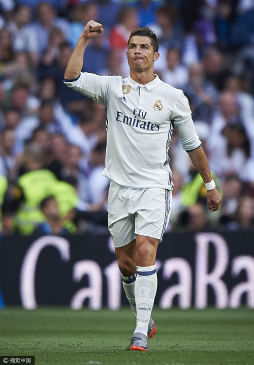 半场战报：申花2-0津门虎，阿苏埃破门，吴曦点射（半场快讯：申花2-0领先津门虎，阿苏埃破门，吴曦点球命中）