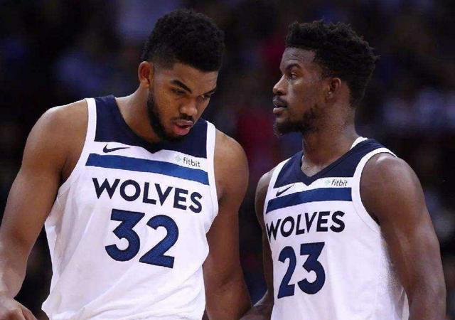 英媒：桑乔等4人将在曼联一线队回归后被下放至U21更衣室（英媒：桑乔等四人回归一线队后将被安排到U21更衣室）