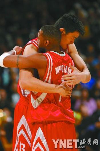 央视：世界杯门票“动态定价”惹不满，球迷直呼“贵得离谱”（央视报道：世界杯门票实行动态定价引发不满，球迷称价格离谱）