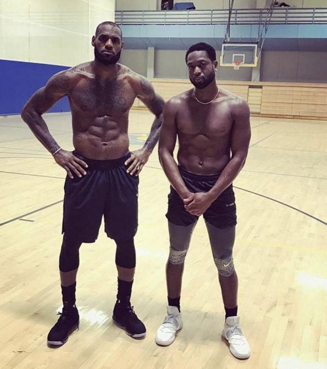 费布鲁亨：扑点要感谢团队的帮助；荷兰能在世界杯取得好成绩（费布鲁亨：点球扑救离不开团队支持，荷兰有望在世界杯取得佳绩）