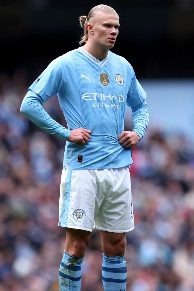 队报盛赞托万：现在他不仅是技术领袖，还是更衣室领袖（队报盛赞托万：他已是球队的技术与更衣室双料领袖）