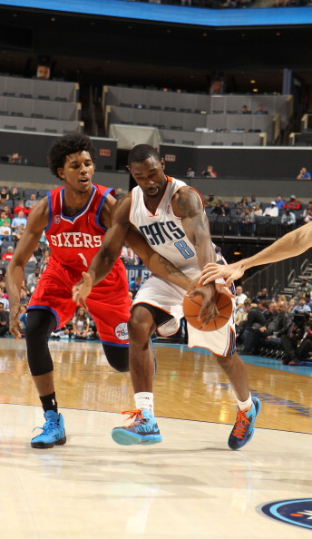 葡媒：本菲卡在考虑冬窗引进格雷罗，穆里尼奥很看好他（葡媒称本菲卡计划冬窗签下格雷罗，穆里尼奥高度看好）